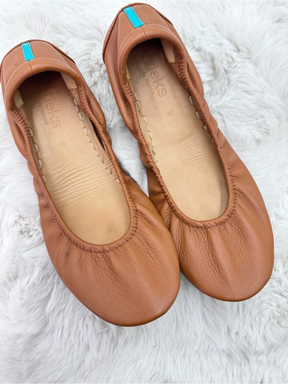 Tieks Chesnut Brown Leather Ballet Flats with Teal Heel Tab size 9